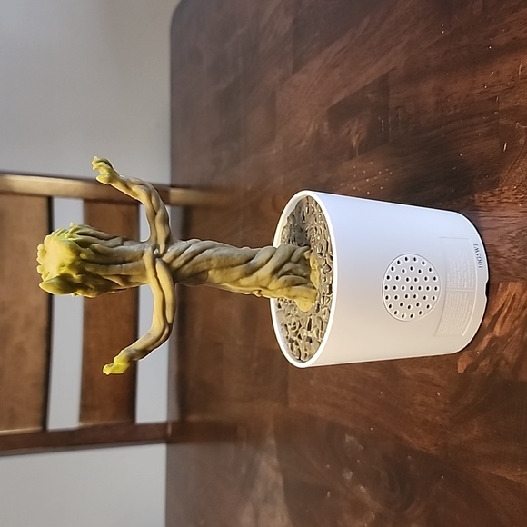 Dancing baby Groot - Picture 3 of 5